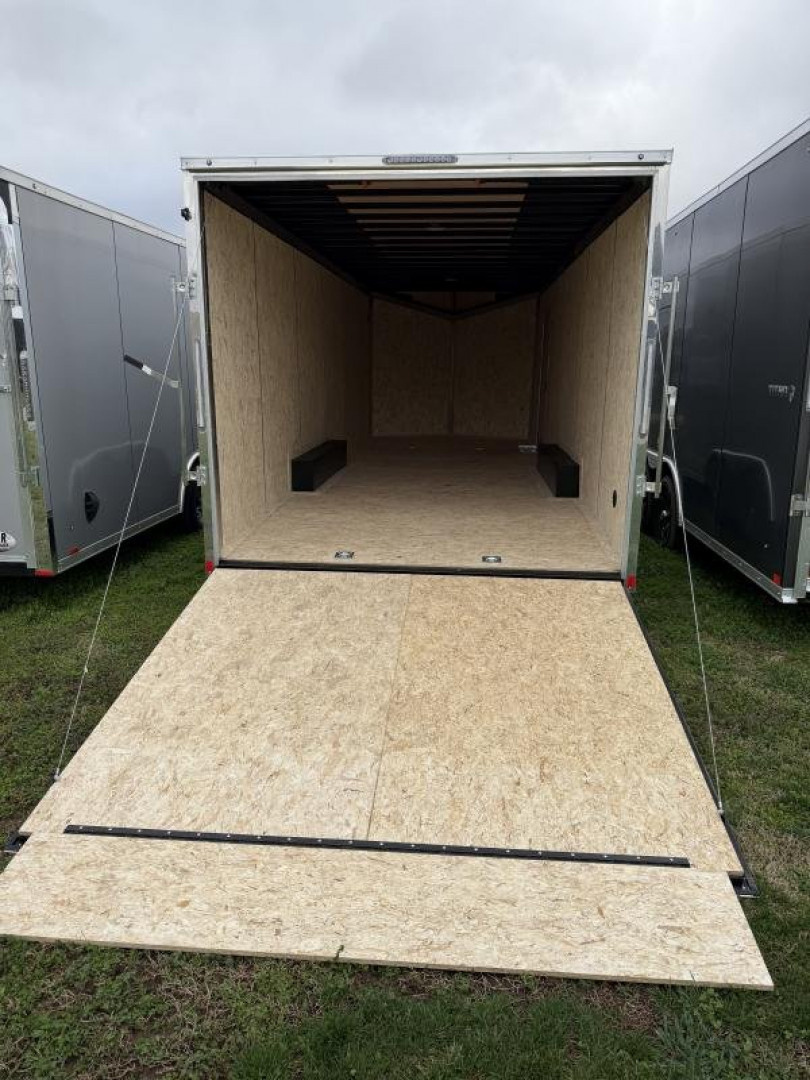 New 2025 FORMULA Trailers CONQUEST 8.5x24 Cargo / Enclosed Trailer
