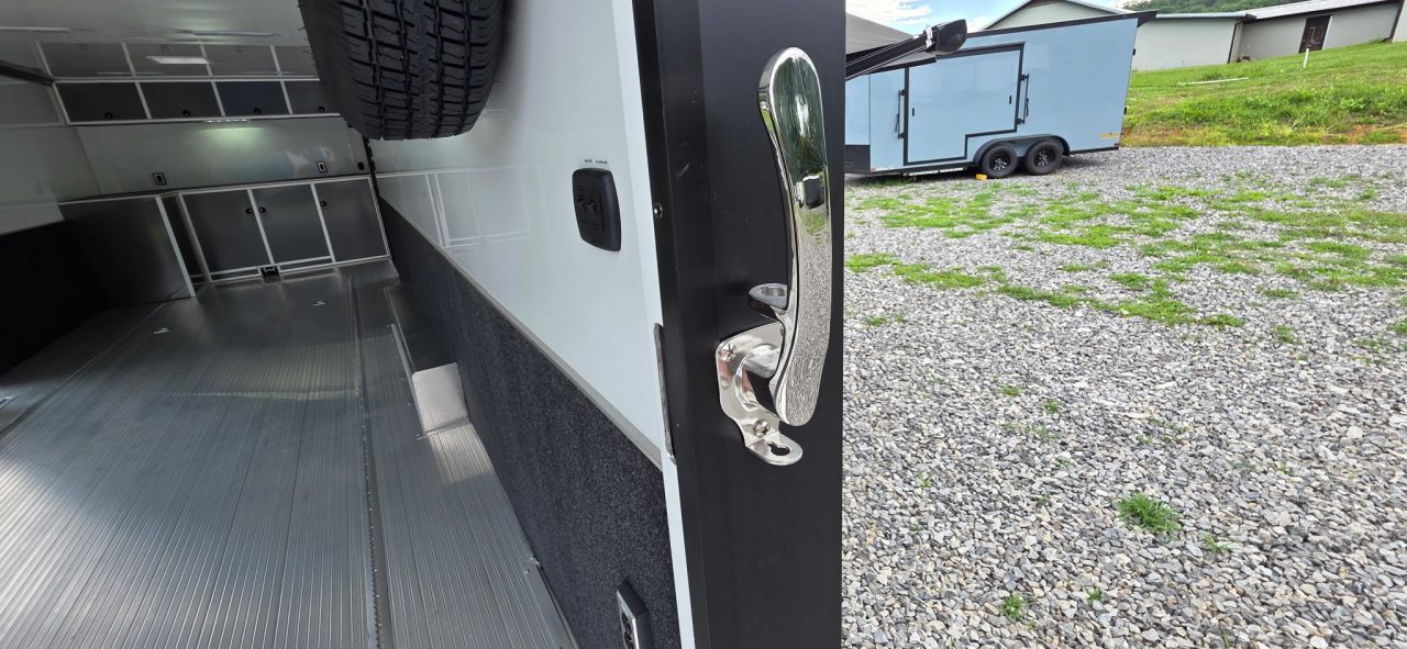 New 2026 inTech Trailers 8.5X28 ICON B/O AWNING Cargo / Enclosed Trailer