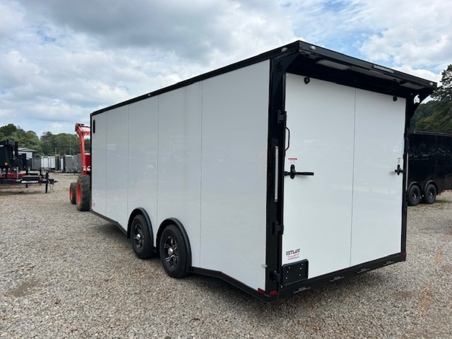 New 2026 Outlaw Trailers 8.5x20 10k Cargo / Enclosed Trailer