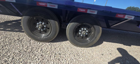 New 2025 Tiger - Gooseneck Flatbed Trailer - 102" X 27' - DOVE -