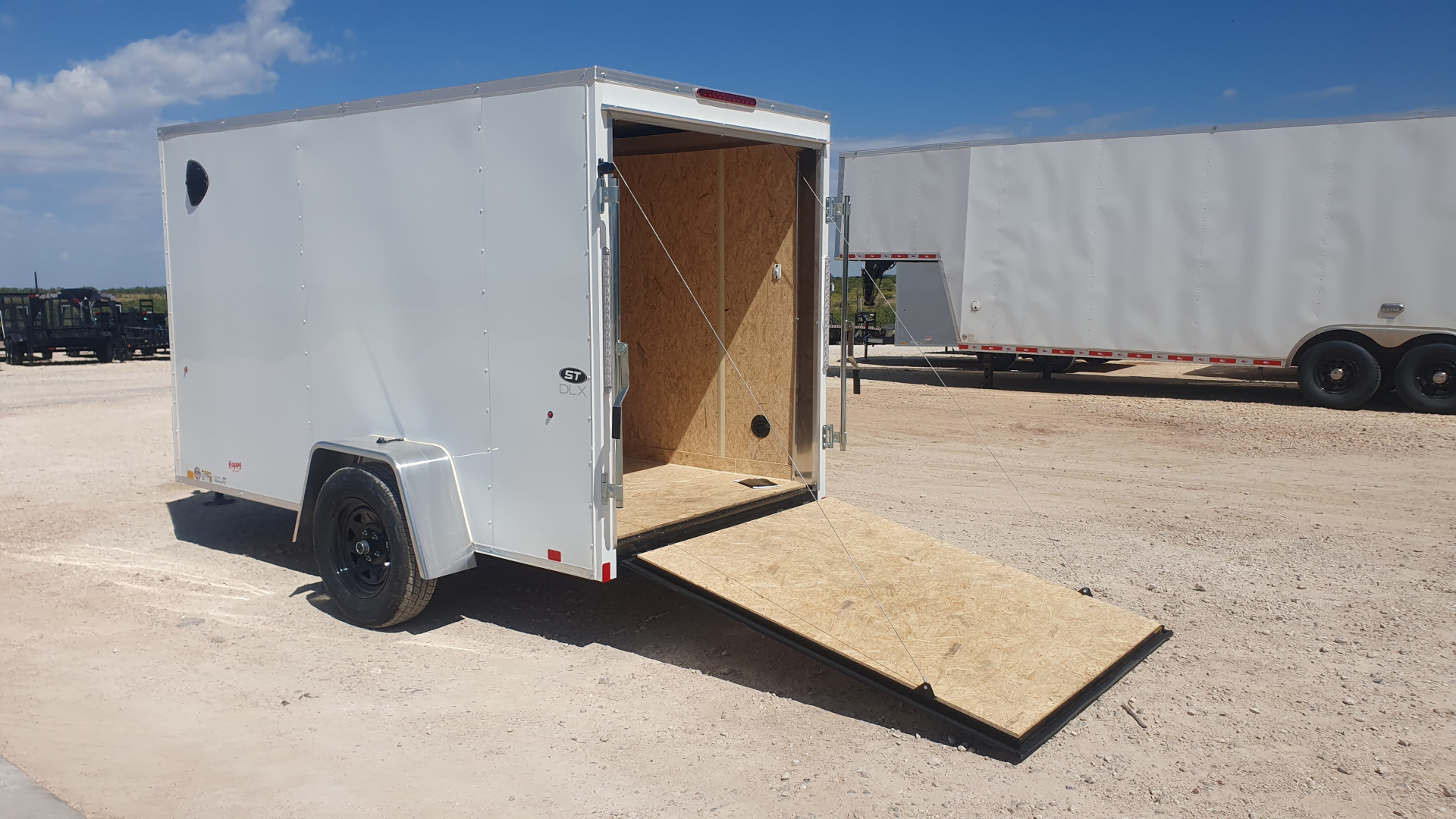 New 2026 Look 5'x10' Enclosed Cargo Trailer - DLX