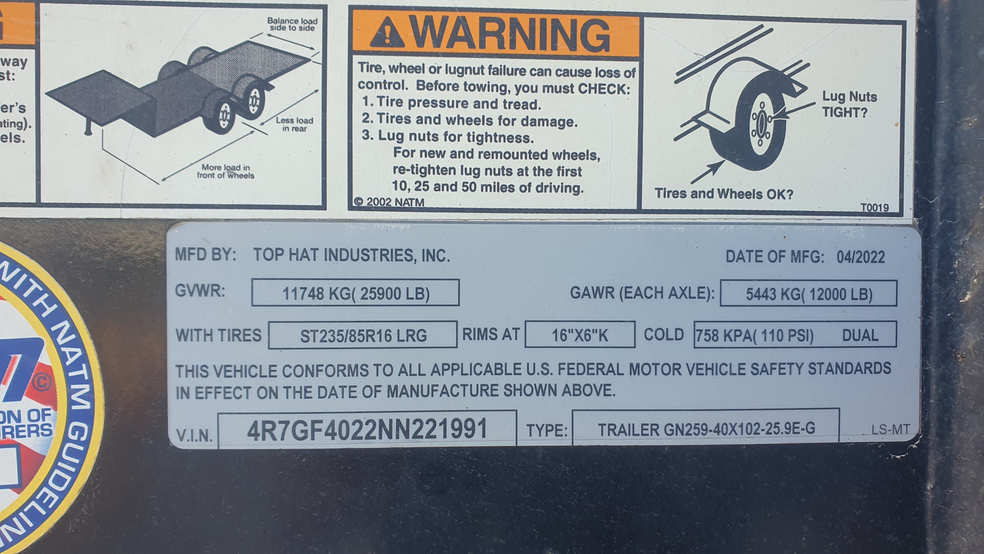 Used 2022 Top Hat 102"x40' GN Flatbed w/ Max Ramps