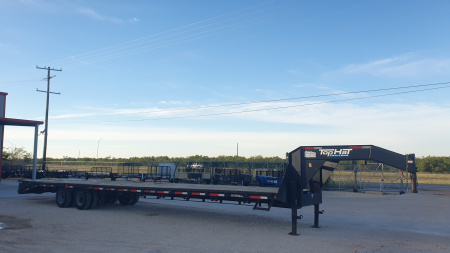 Used 2022 Top Hat 102"x40' GN Flatbed w/ Max Ramps