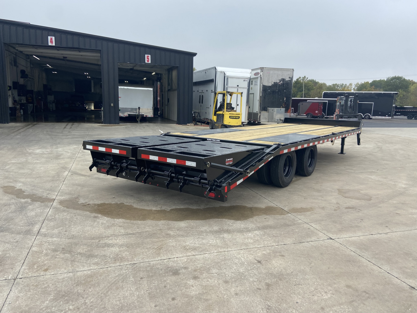 New Sure-Trac Equipment Trailer 25'