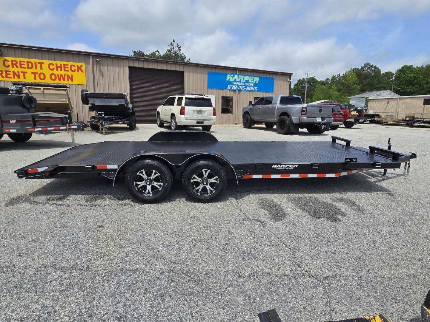 New 2025 82X20 7K DELUXE MODEL STEEL FLOOR CAR HAULER WITH MAG WHEELS