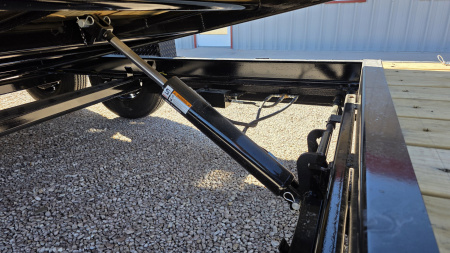 New 2026 PJ 83"x24' Gooseneck Equipment Tilt Trailer – T6