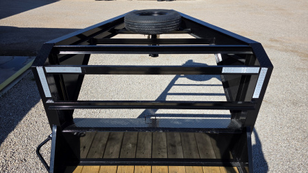 New 2026 PJ 83"x24' Gooseneck Equipment Tilt Trailer – T6