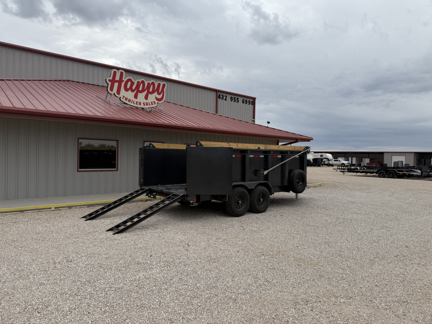 New 2026 Diamond C 82"x16' BP HD Low Profile Telescopic Dump w/ 44" Sides - LPT207