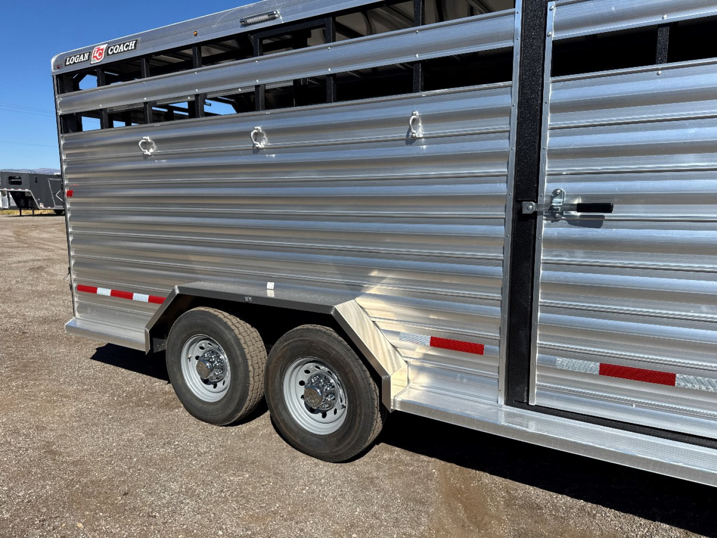 New 2026 Logan Coach 20' Stockman Combo