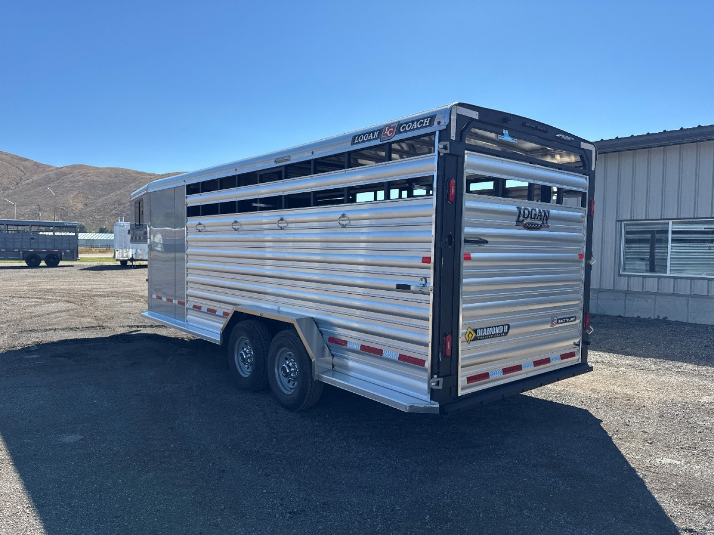 New 2026 Logan Coach 20' Stockman Combo