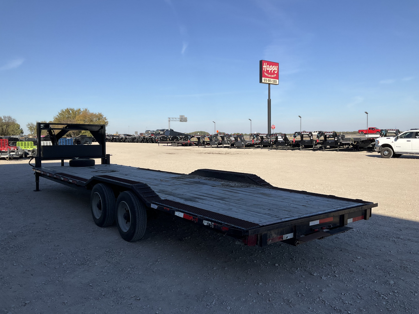 Used 2020 Texas Pride 102"x30' GN Equipment Trailer