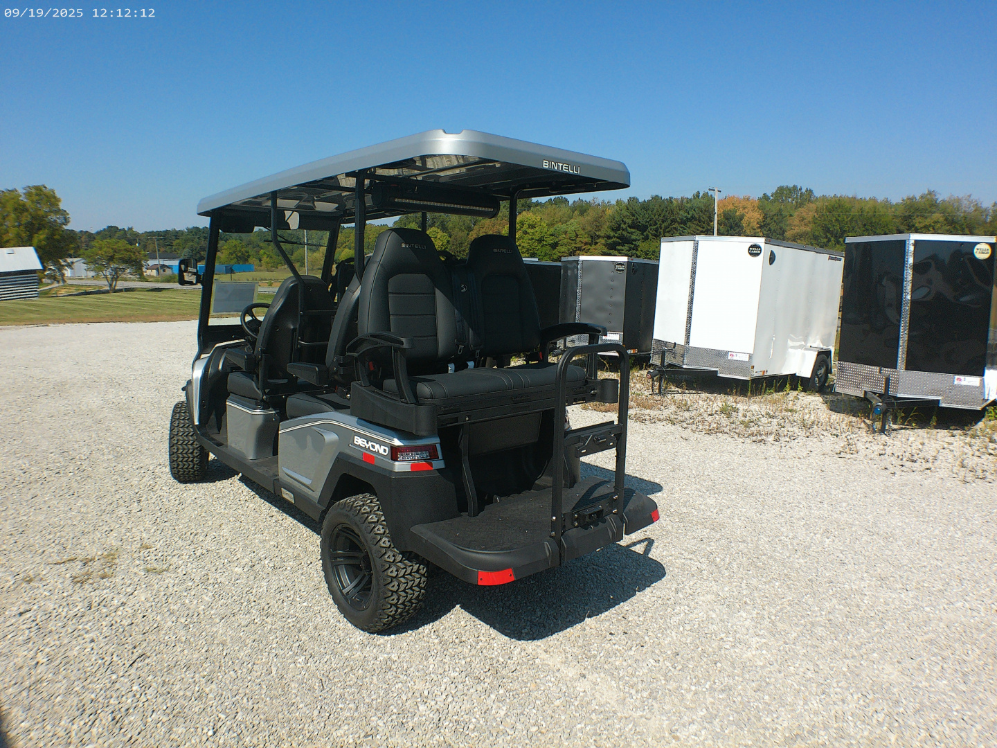 New 2025 Bintelli BEYOND 6P Lifted Golf Cart