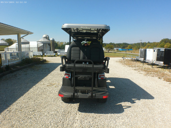New 2025 Bintelli BEYOND 6P Lifted Golf Cart