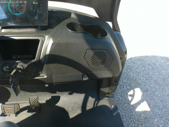 New 2025 Bintelli BEYOND 4P Lifted Golf Cart