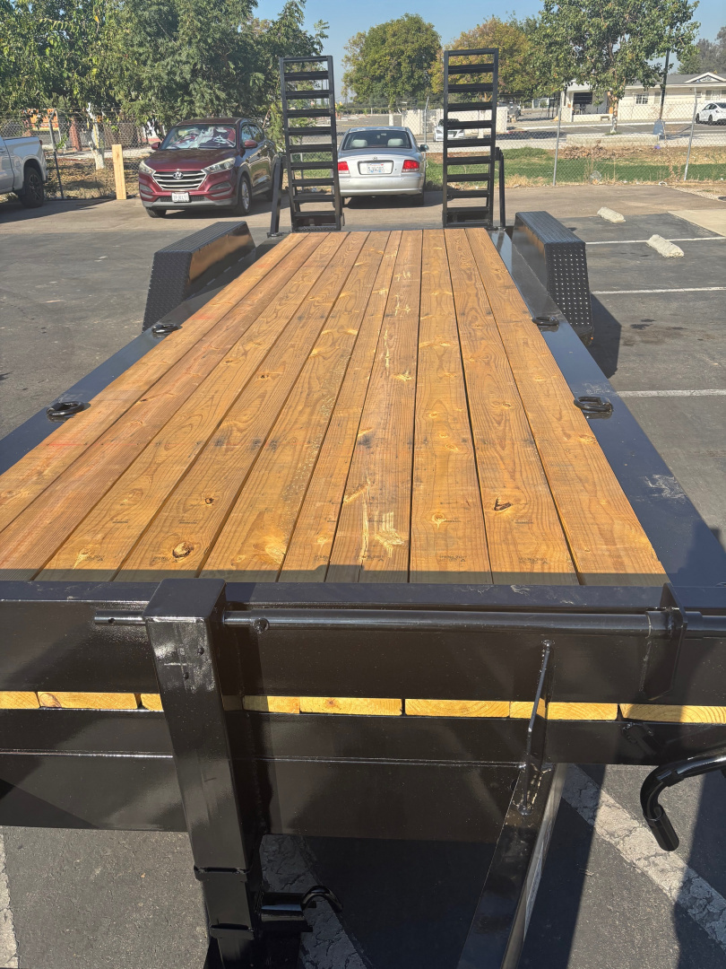 New 2025 Econoline 7'x20' Loader Toter Equipment Trailer