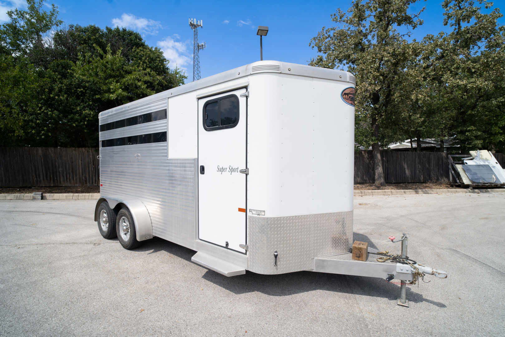 Used 2018 Sundowner Trailers 3 Horse Slant Load Bumper Pull '18 Horse Trailer