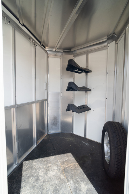 Used 2018 Sundowner Trailers 3 Horse Slant Load Bumper Pull '18 Horse Trailer