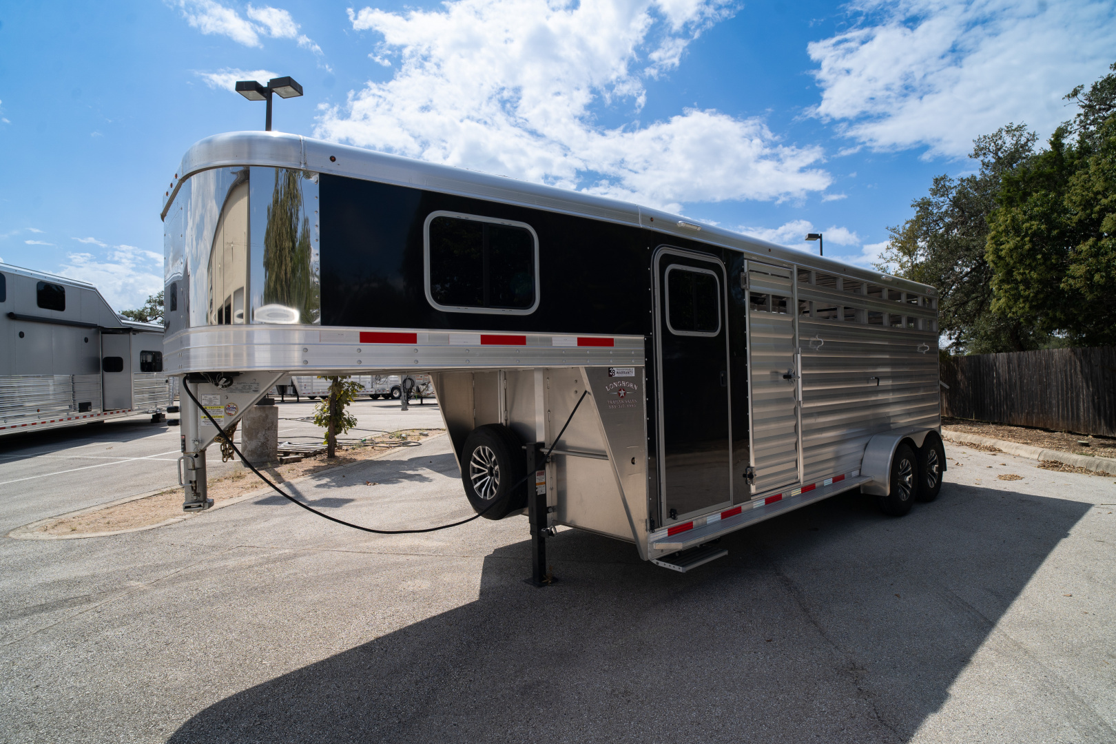 Used 2025 Exiss Trailers 4 Horse Gooseneck STC 6820 '25 Horse Trailer