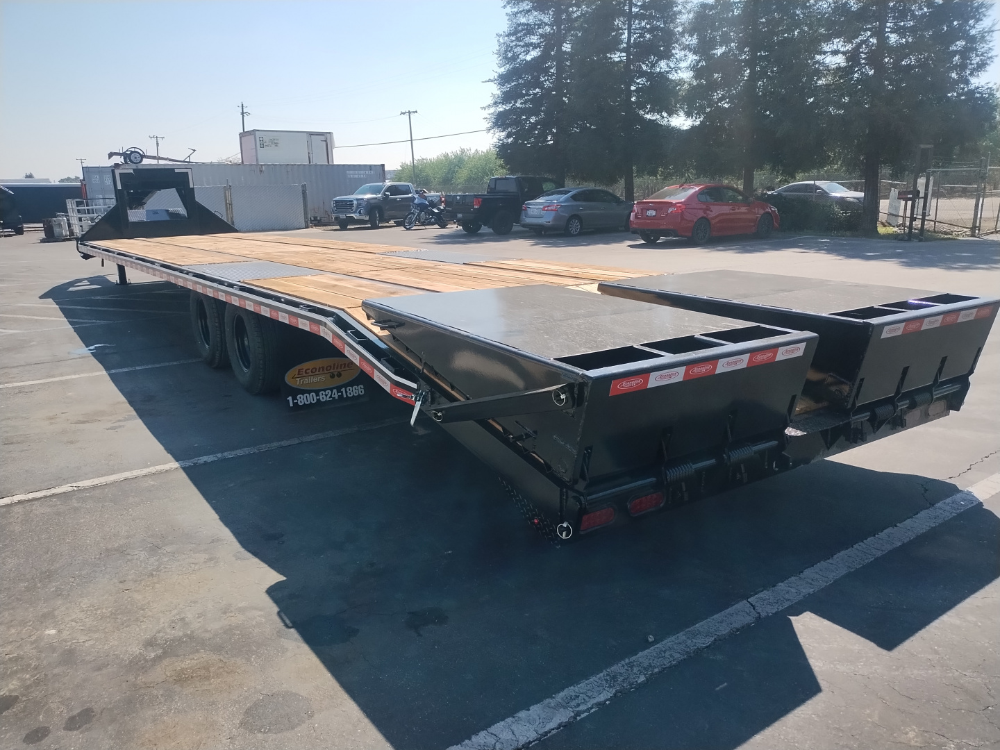 New 2025 Econoline 8.5'x34' Plus 6' Deckover Equipment Trailer