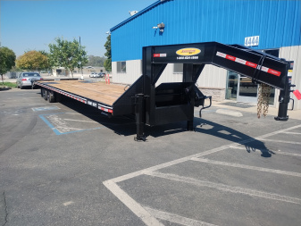 New 2025 Econoline 8.5'x34' Plus 6' Deckover Equipment Trailer