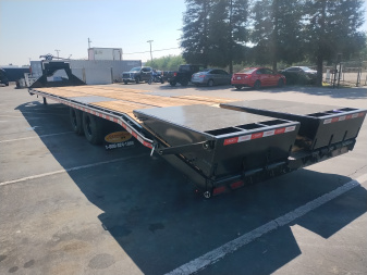 New 2025 Econoline 8.5'x34' Plus 6' Deckover Equipment Trailer