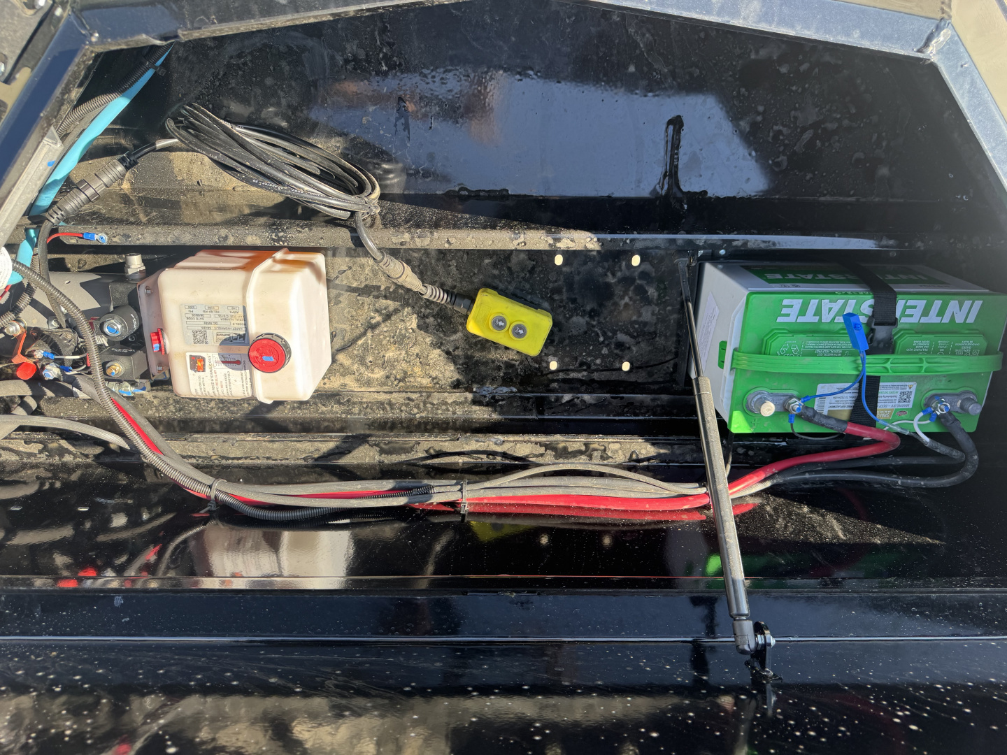 New NEW 2026 Horizon 16’x83”X19” EZ7 Dump Trailer 2-7000 lb axles = 14K