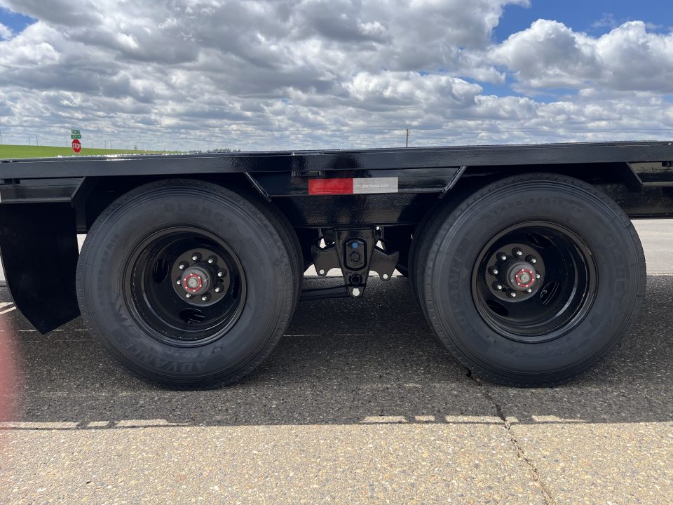 New 2027 PJ Trailers 102" x 40' LD Flatbed Trailer