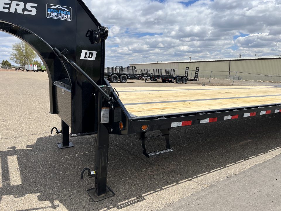 New 2027 PJ Trailers 102" x 40' LD Flatbed Trailer