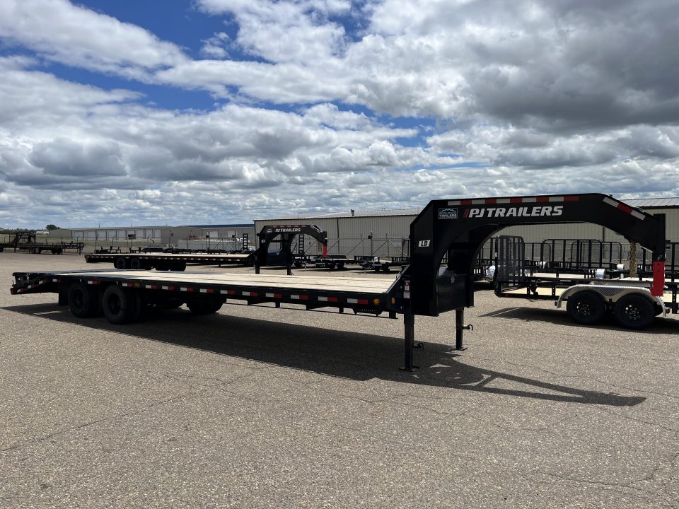Used 2023 PJ 32' LD Flatbed Trailer with Duals