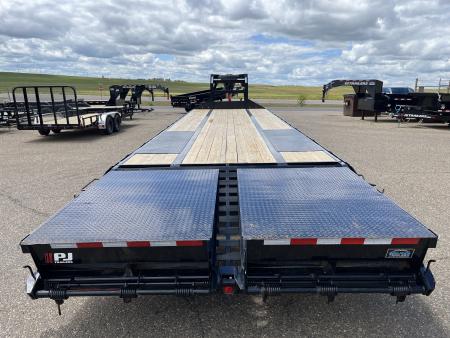 Used 2023 PJ 32' LD Flatbed Trailer with Duals