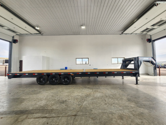 New 2026 Lamar 30' Deckover Gooseneck Trailer 21K