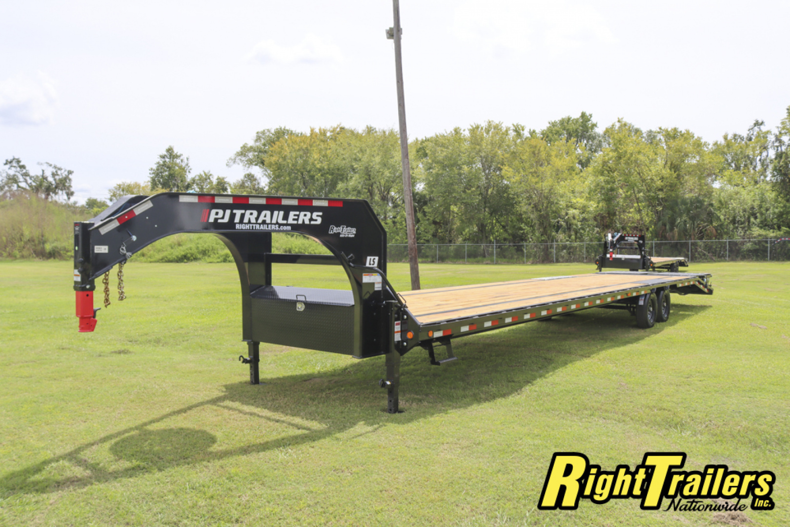 New 2026 PJ Trailers 8.5x40 Gooseneck Equipment Trailer
