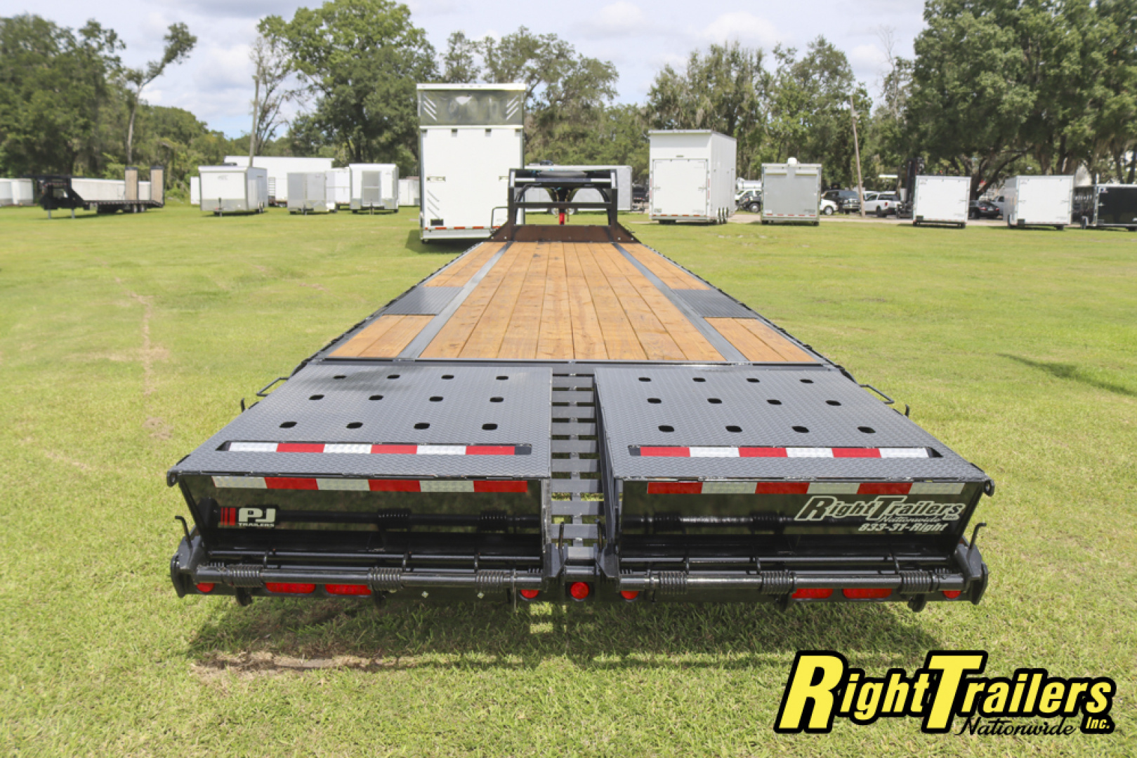 New 2026 PJ Trailers 8.5x40 Gooseneck Equipment Trailer