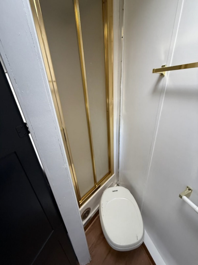 Used 1997 Featherlite Trailers LQ Horse Trailer