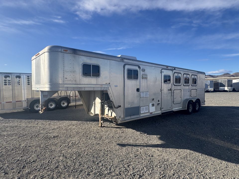 Used 1997 Featherlite Trailers LQ Horse Trailer