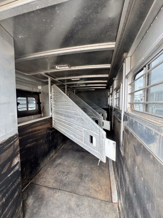 Used 1997 Featherlite Trailers LQ Horse Trailer