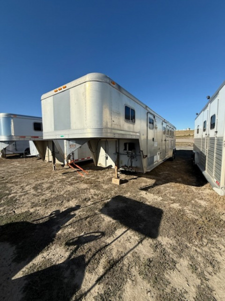 Used 1997 Featherlite Trailers LQ Horse Trailer