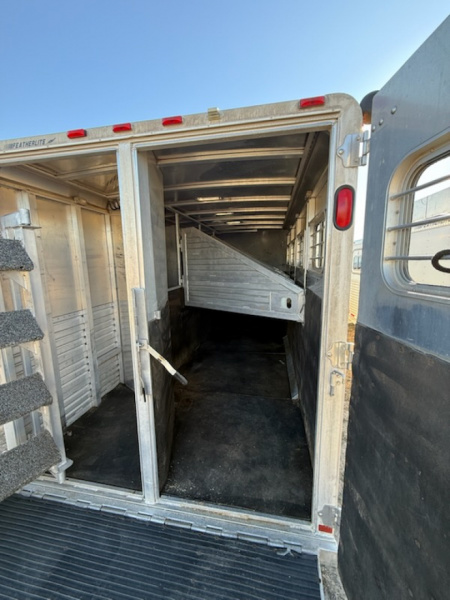 Used 1997 Featherlite Trailers LQ Horse Trailer