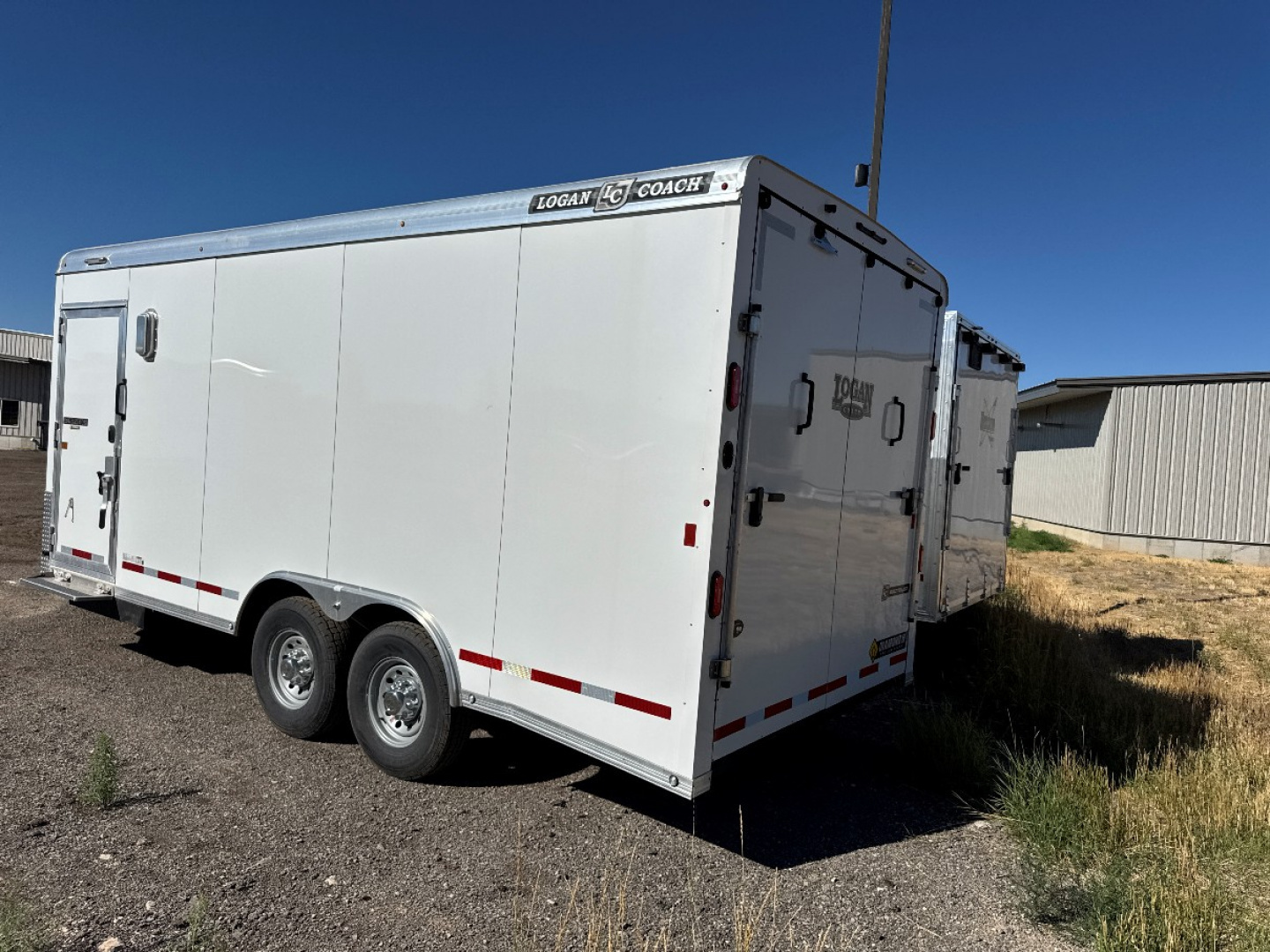 New 2025 Logan Coach Contractor 18'