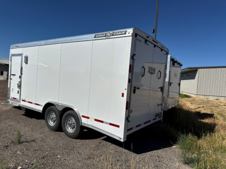 New 2025 Logan Coach Contractor 18'