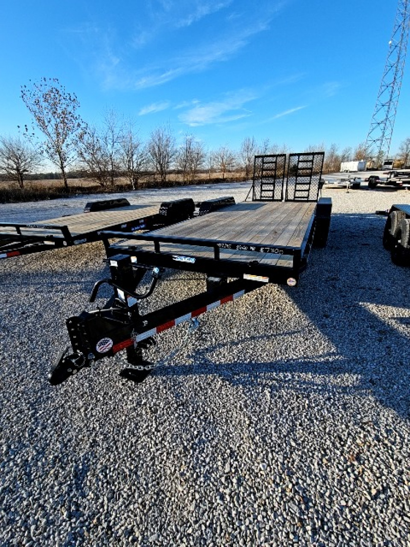 New 2026 Sure-Trac 7 x 20 (18+2) 14K Equipment Trailer w/ Split Ramps