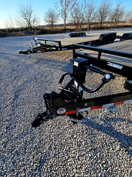 New 2026 Sure-Trac 7 x 20 (18+2) 14K Equipment Trailer w/ Split Ramps