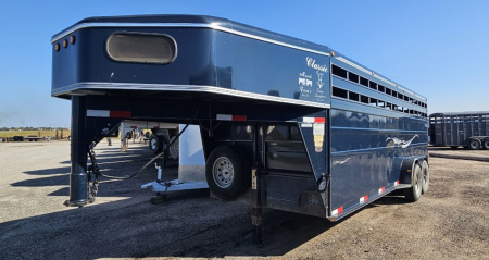 Used 2001 Titan Trailer 6'8  x 20' Classic Stock Trailer
