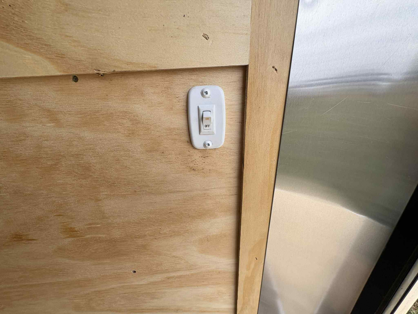 New DIAMOND CARGO 6 x 12 SA Cargo / Enclosed Trailer