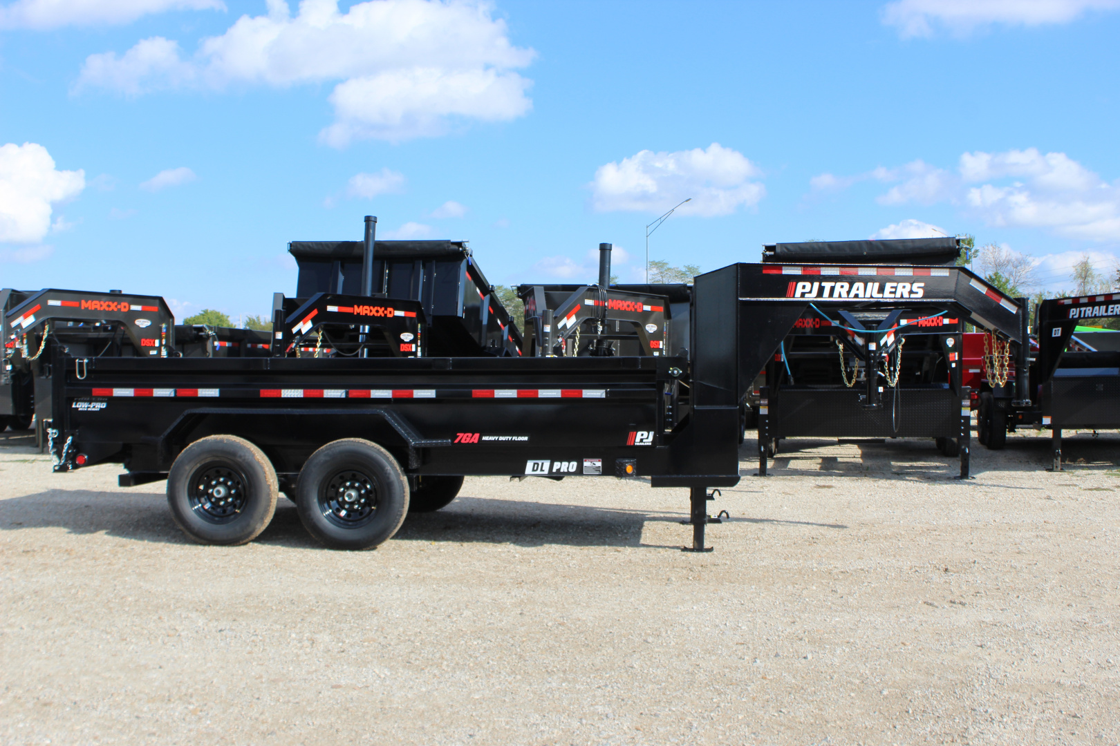 New 2026 PJ TRAILERS DL 14' Gooseneck Dump Trailer