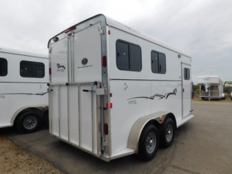 New 2026 Royal T Imperial X 2H 7'6" Horse Trailer