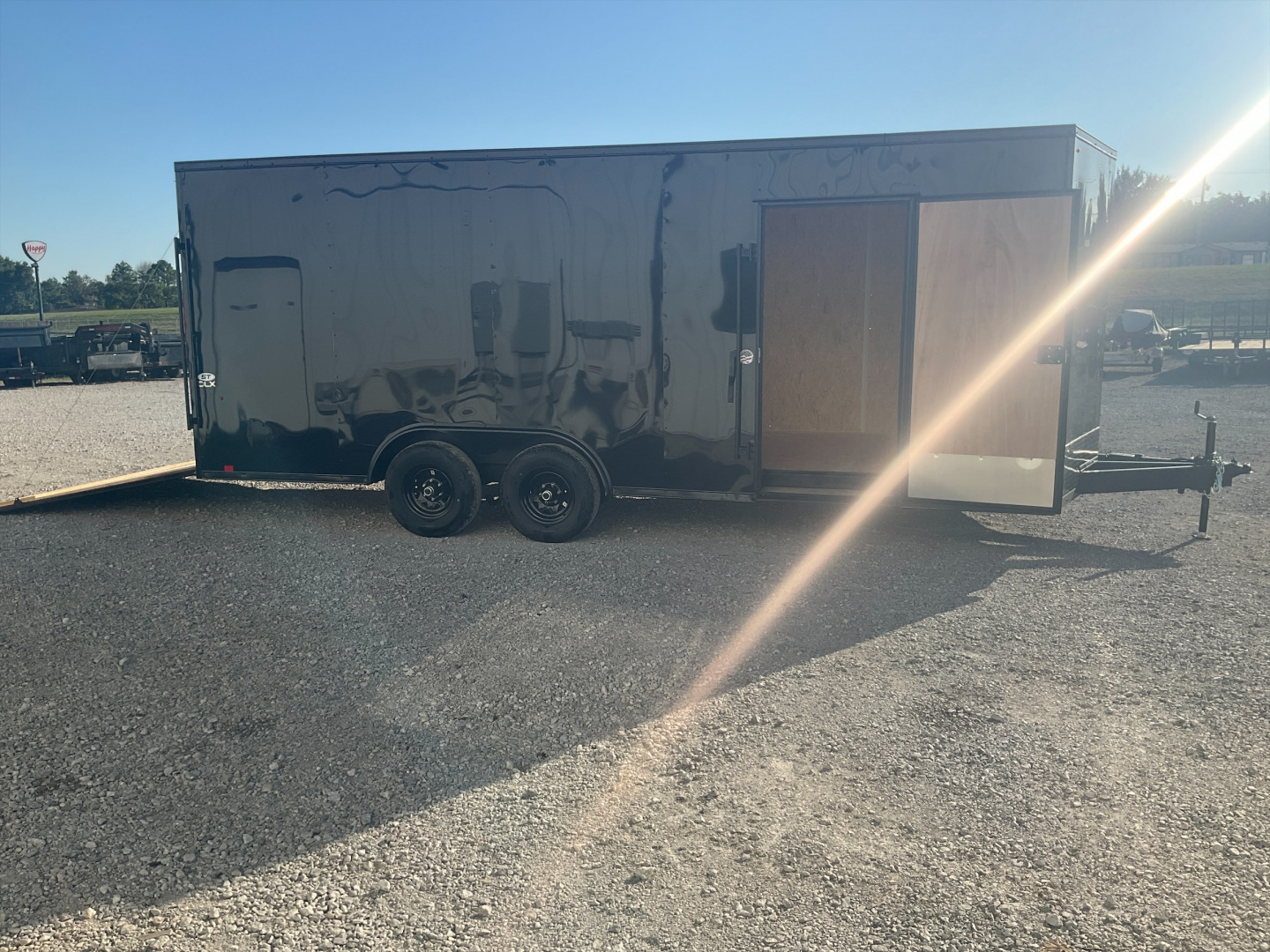 New 2026 Look 8.5x20' Enclosed Cargo Trailer - ST DLX