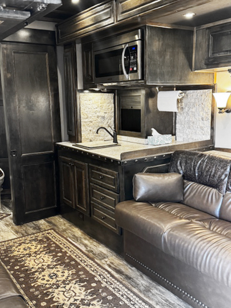 Used 2021 Bloomer 4 Horse Living Quarters Horse Trailer