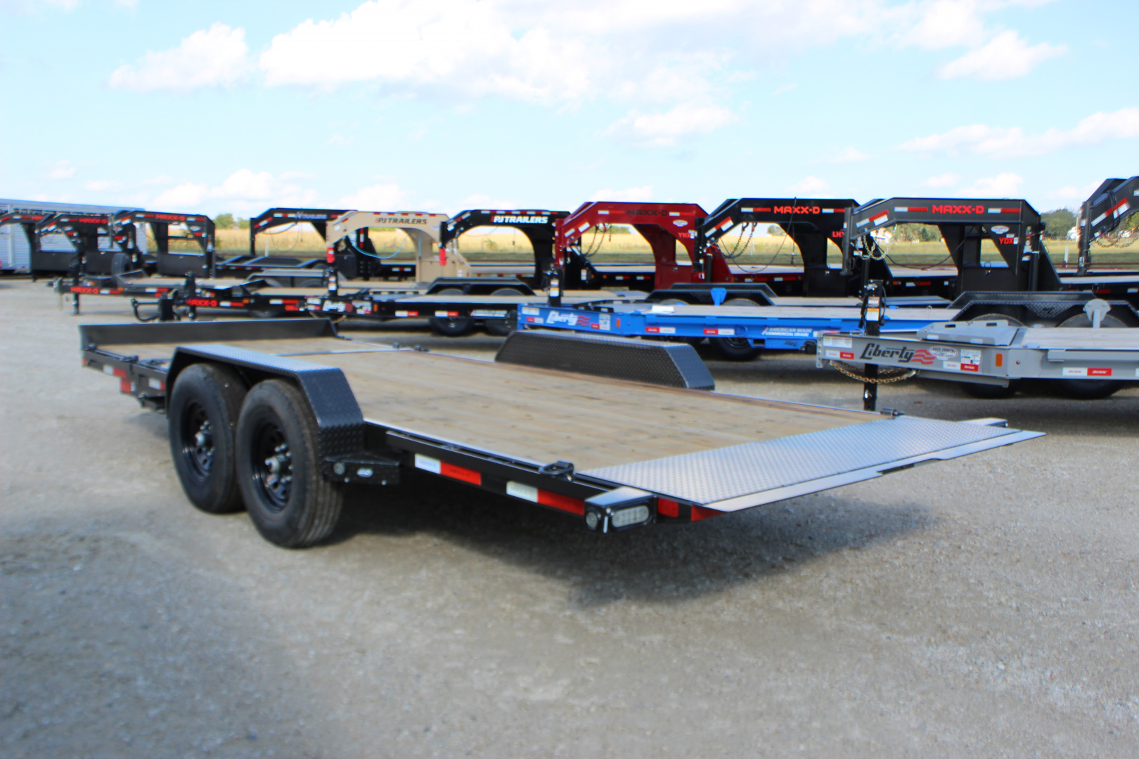 New 2026 MAXX-D G6X 83"x20' BP Equipment Tilt Trailer
