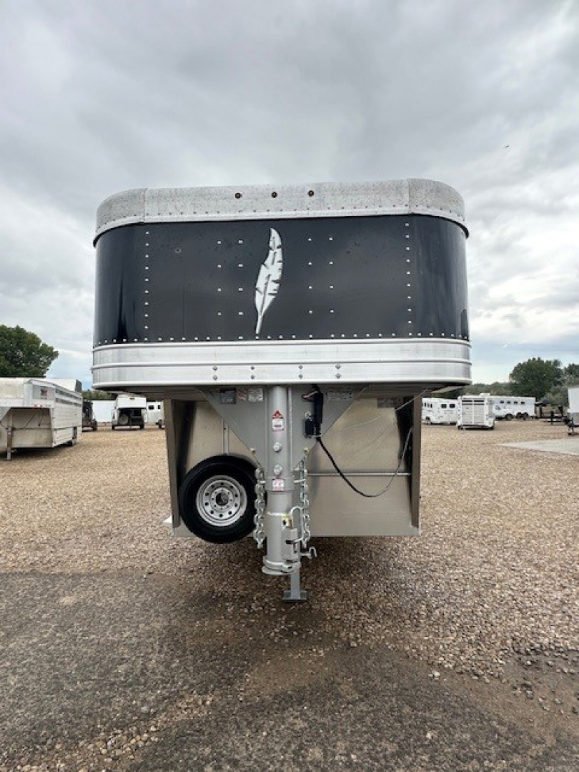 New 2026 Featherlite 8127 Stock 24'